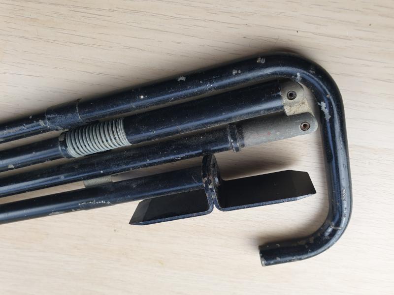 SOE Limpet mine placing rod