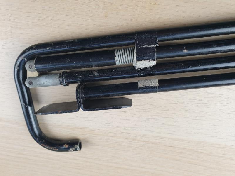 SOE Limpet mine placing rod