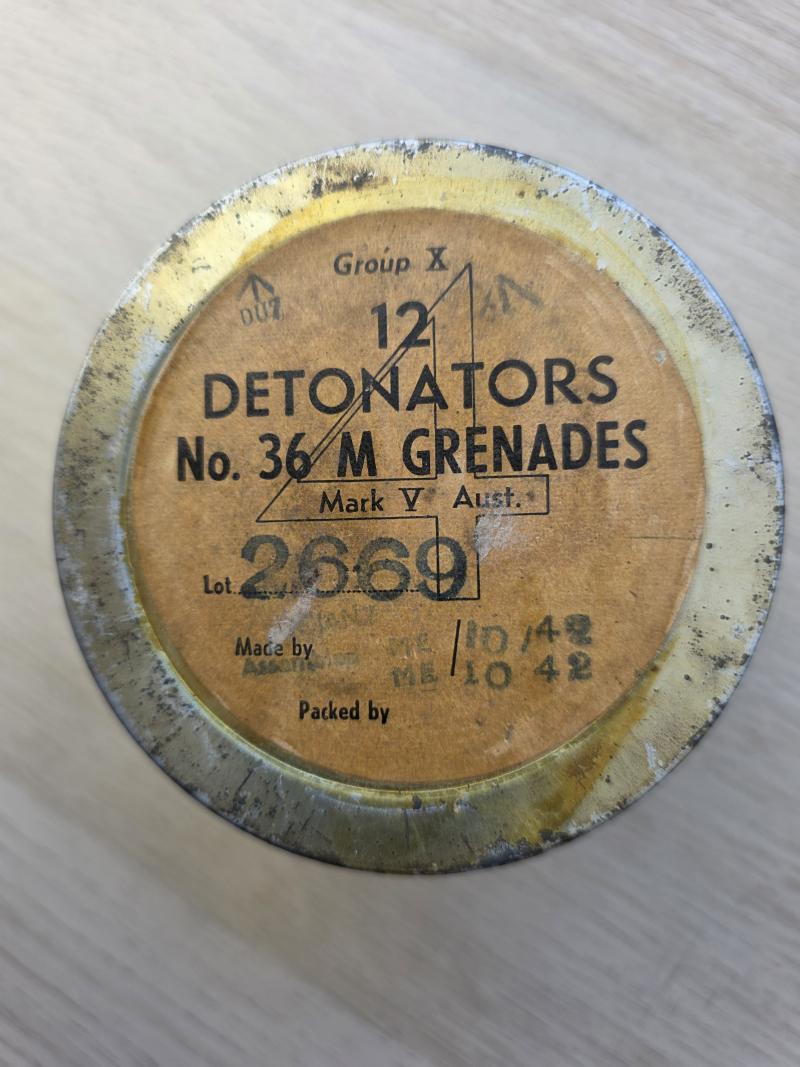 Mills 36 detonator tin. 1942 dated.